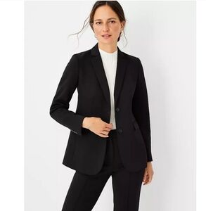 Ann Taylor Classic Black Blazer Size 6 Business Office Work